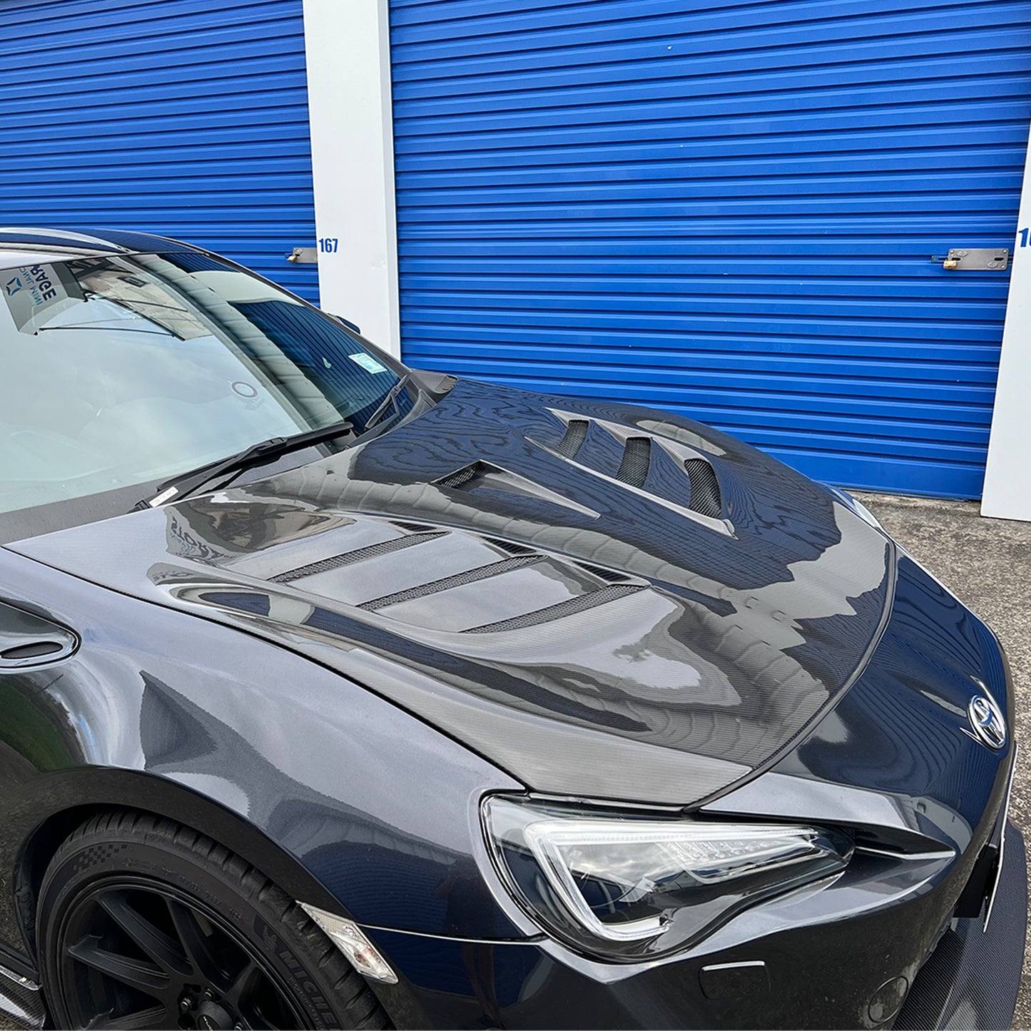 Carbon Bonnet for Toyota 86 / Subaru BRZ